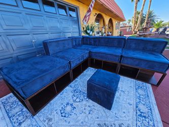 Beautiful Sectional Suede blue color 6pcs you can arrange deferent places made wooden box Suede with speaker 🔊 Bluetooth totally Deep Clean Good Cond