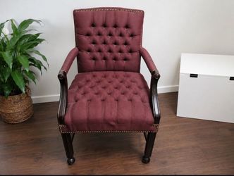 Burgundy tufted accent chair