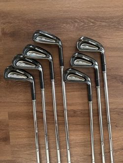 Cleveland CG16 Tour Iron Set 4-PW – Dynamic Gold Steel Shafts