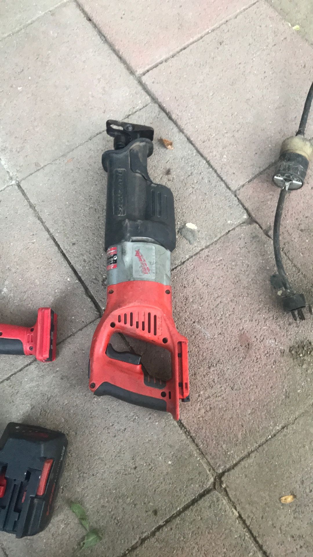 Milwaukee Sawzall V28 And Battery Pack And Charger