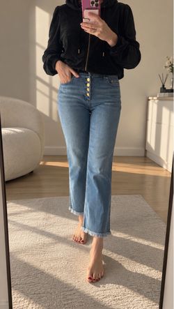 Michael Kors High-Rise Wide Leg Jeans – Size 4