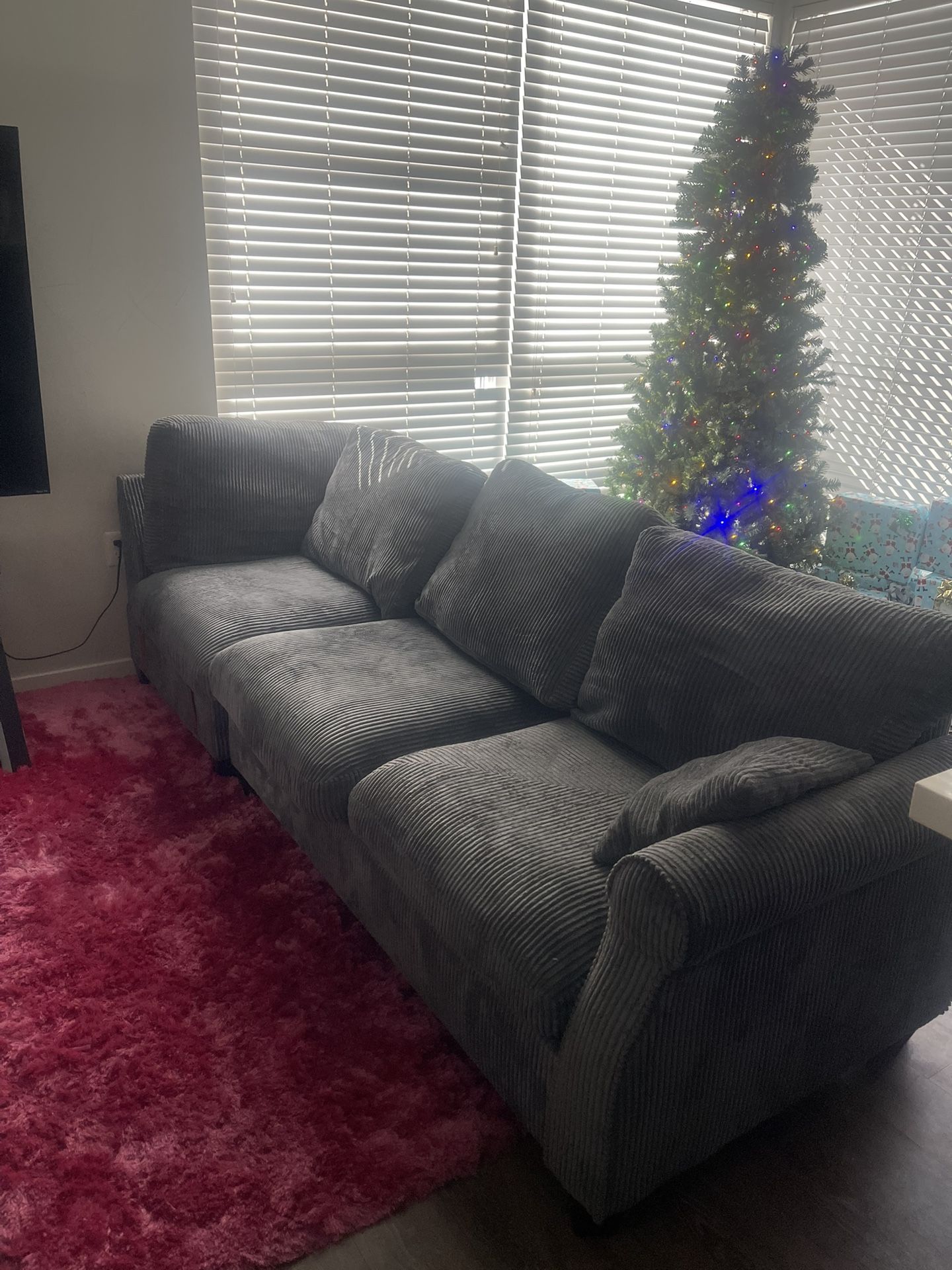 L Couch With Ottoman
