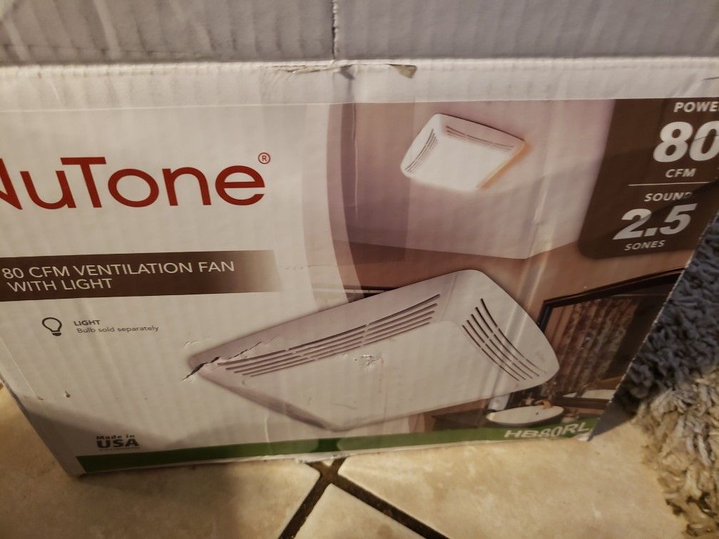 New Never Used exhaust Bath Fan With Light. 80cfm