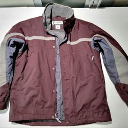Columbia Rain Jacket ( Coat Puffer & Hat ) Good Condition. 
