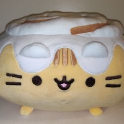 Pusheen Cinnamon roll Plushie