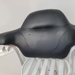 HARLEY 2014 Back Rest $100,    PLUS  $50 Stock  Handle Bars