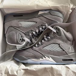 Wolf grey 5s size 9.5