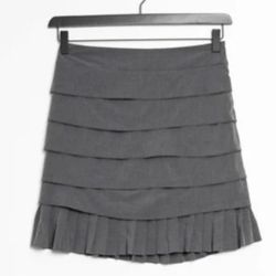 Sandro pleated layered skirt size 10 Workwear official classic Quiet Luxury style