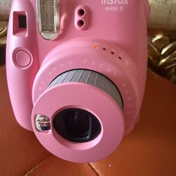 NEW PINK FUJI INSTAX MINI 9 CAMERA TESTED WORKING