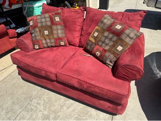 MUST GO TODAY Couches & Coffee Table