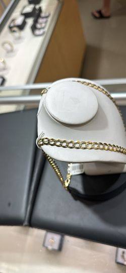 14 k 2 toned necklaces 30.9