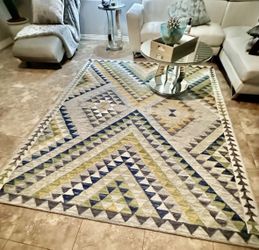 Beautiful Area Rug 6’7” x 9’9” HALLU HAL-07 Spa/Gold