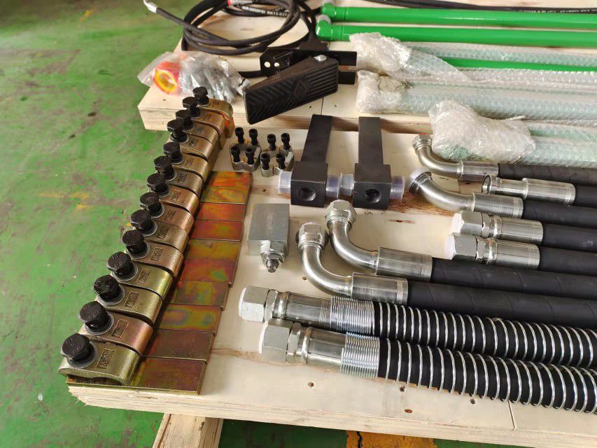  Hydraulic Hammer Piping Kits for CAT315 or Similar Machine. 
