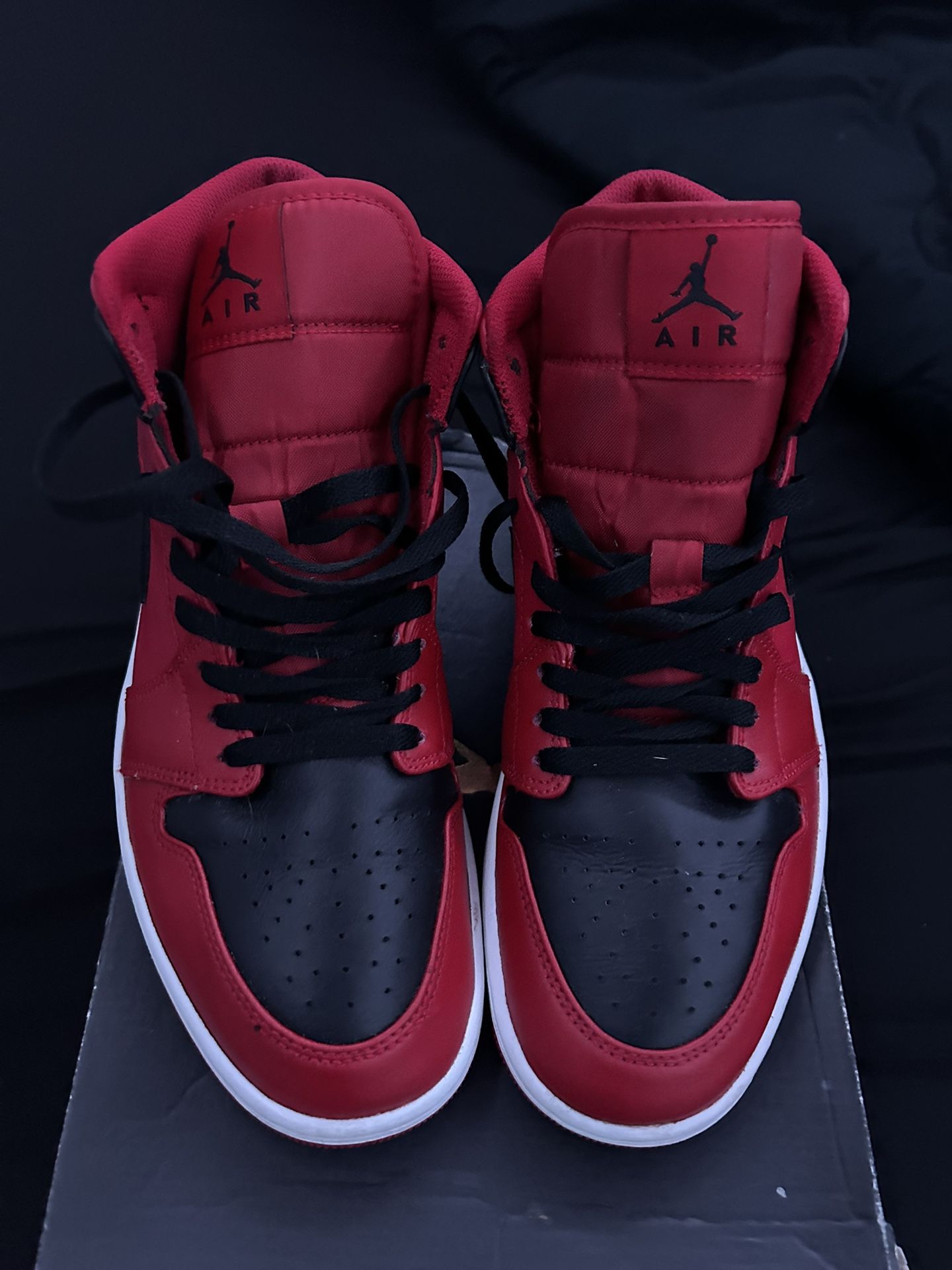 AIR JORDAN 1 MID 8.5M