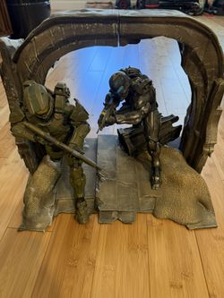 Halo Collectors Statue