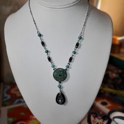 Fantasy Jewelry Necklace And Earing Set 