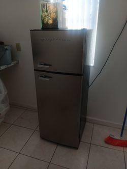 Small Refrigirator
