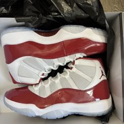 Air Jordan 11 Retro Cherry Size 10 Men