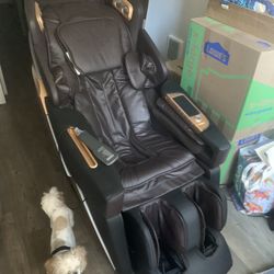 Full Body Message Chair (brand New Condition)