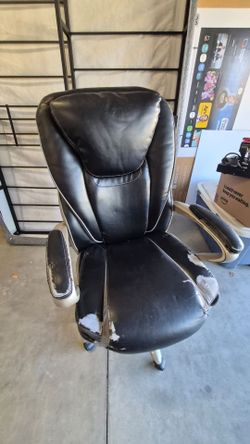 Black Leather Executive Office Chair