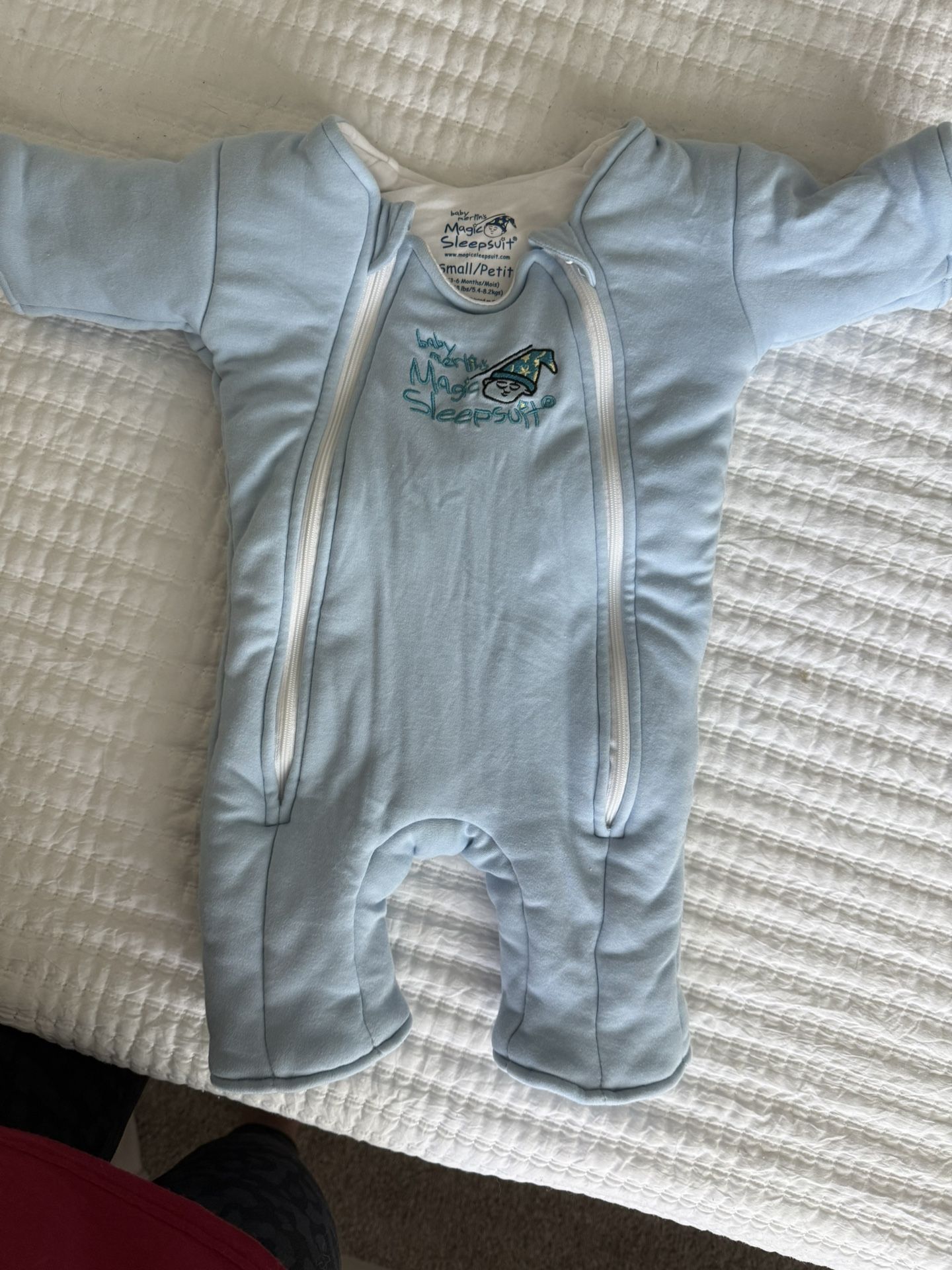 Baby Merlin‘s Magic Sleep Suit Small