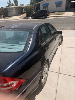 Merecades benz 2008 c230