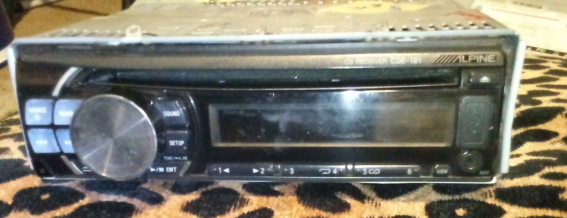 Alpine CDE- 121