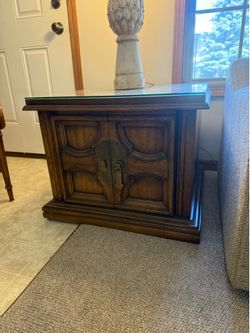 End table with storage
