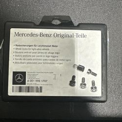 Authentic OEM Mercedes-Benz Wheel Lock Kit A001 (contact info removed) Black Color **LONG**