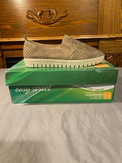 Easy Street Fresh Slip On Sneakers