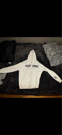 White hoodie
