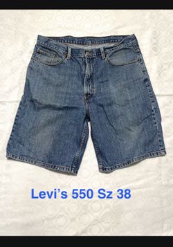 Men’s Levi Shorts Size 38