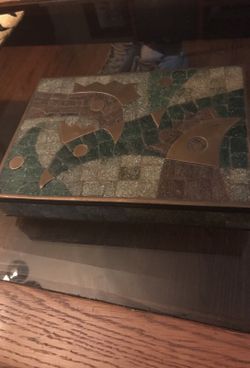 Salvador Dali Box