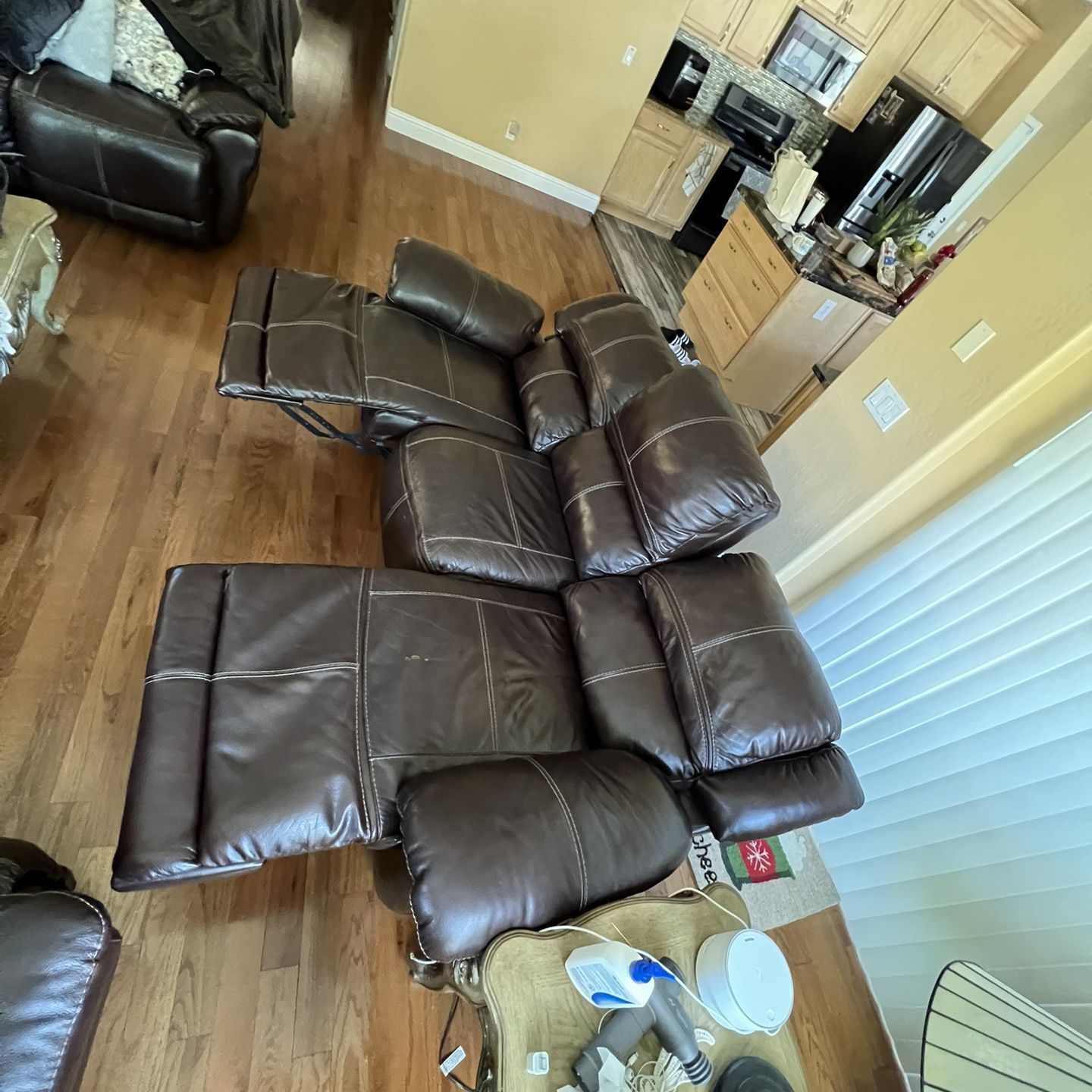2 Couches -   Brown Leather  Sofa And Loveseat  Power Recliner 