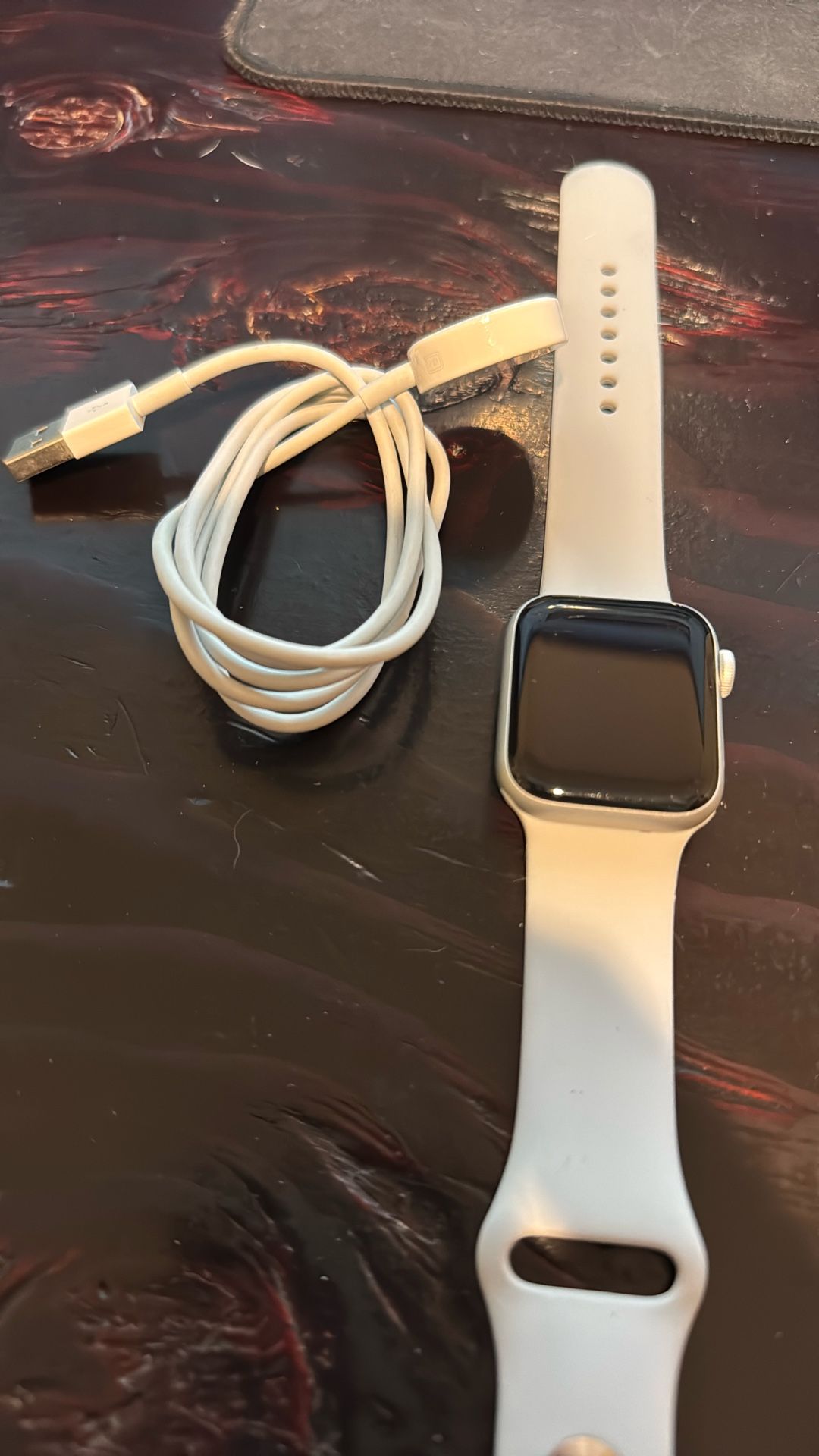 Apple Watch Series 6 40mm, GPS + Cellular