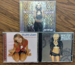 3 BRITNEY SPEARS CDS