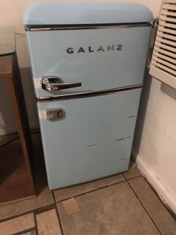 Galanz Fridge/freezer for Sale in Phoenix, AZ - OfferUp