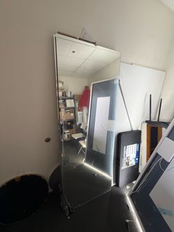 84x32 in led mirror brand new $149