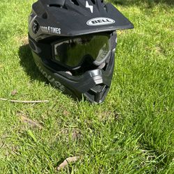Bell MX MIPS Helmet
