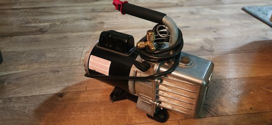 Vacuum Pump
