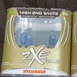 9005 Sylvania Zxe Gold Halogen Xenon Low Beam And High Beam Head Lights 9005,