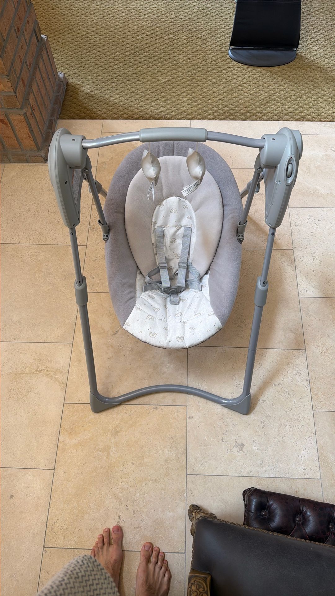 Graco Slim Spaces™ Compact Baby Swing