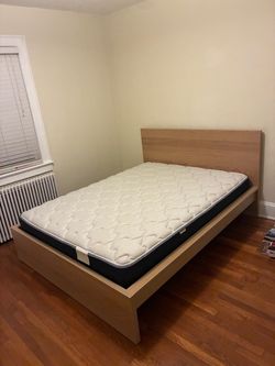 Bed frame + Matress