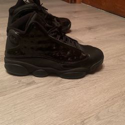 Jordans  13 Retro Black