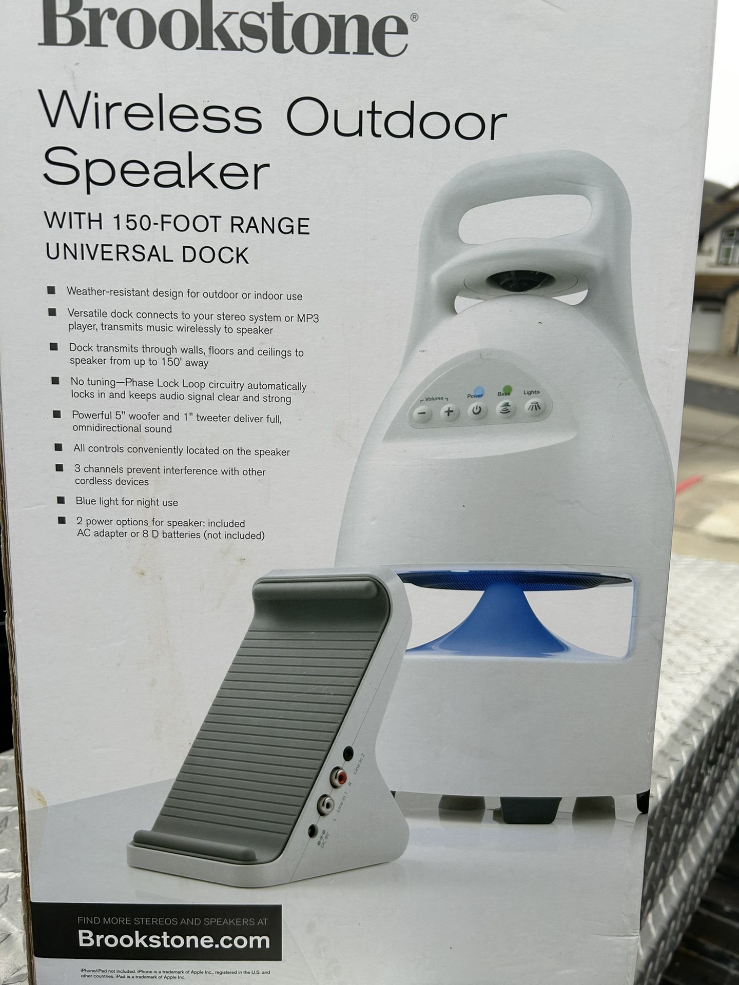 Wireless outdoor speaker