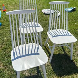 Farmhouse Style White Chairs Wood 