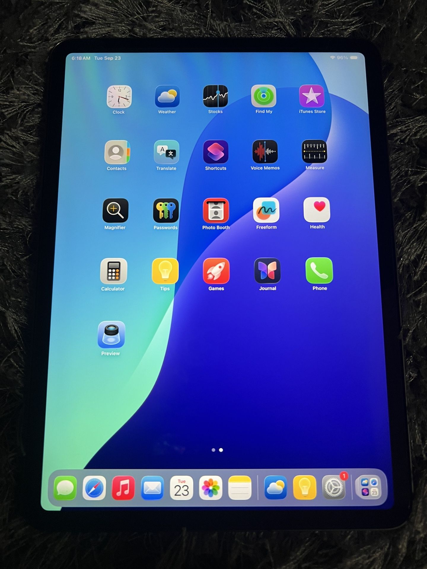Like New iPad Pro 11 Inch 2nd Generation WiFi And Cellular 128gb Space Grey