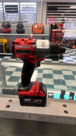Milwaukee M18 Cordless Drill with Battery