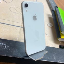 iPhone XR Unlocked 128gb