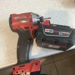 Milwaukee M18 1/4 impact driver